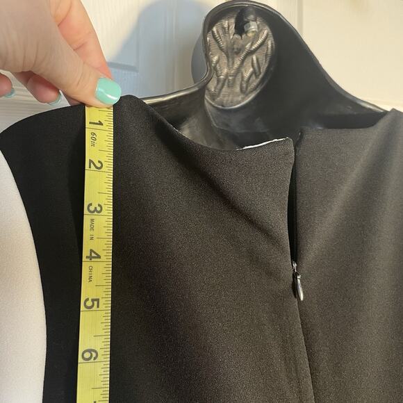 Maggie London Dress Women US 6 Black White Colorblock Asymmetric Neckline Career - Picture 5 of 11